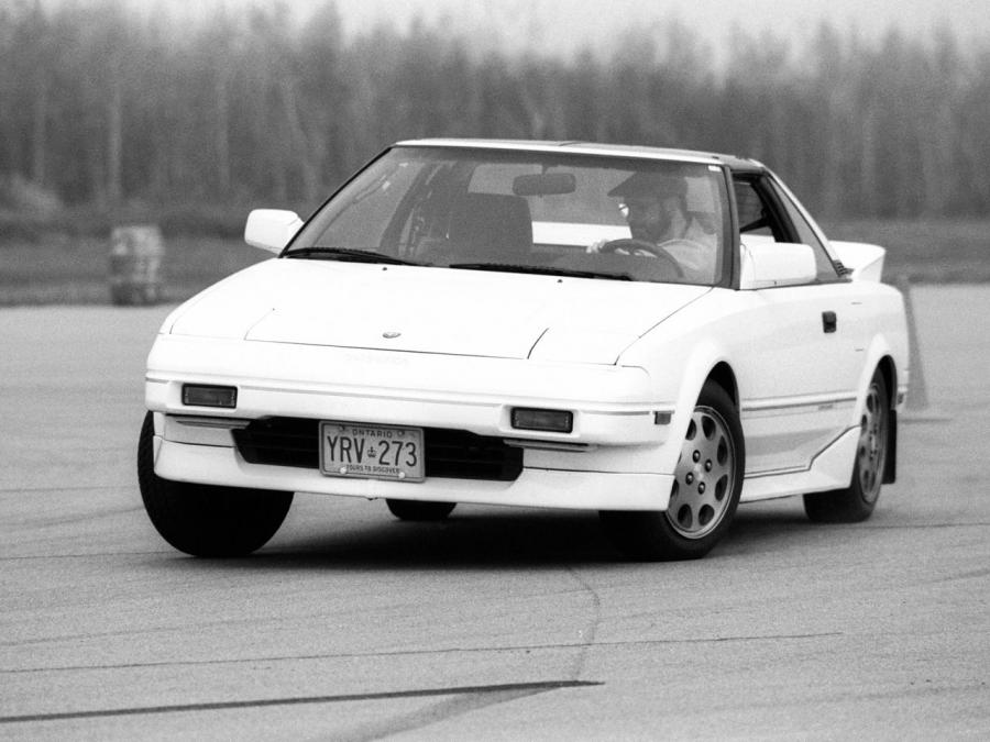  Toyota MR2 1985 года  (US) (фото 4 из 19)